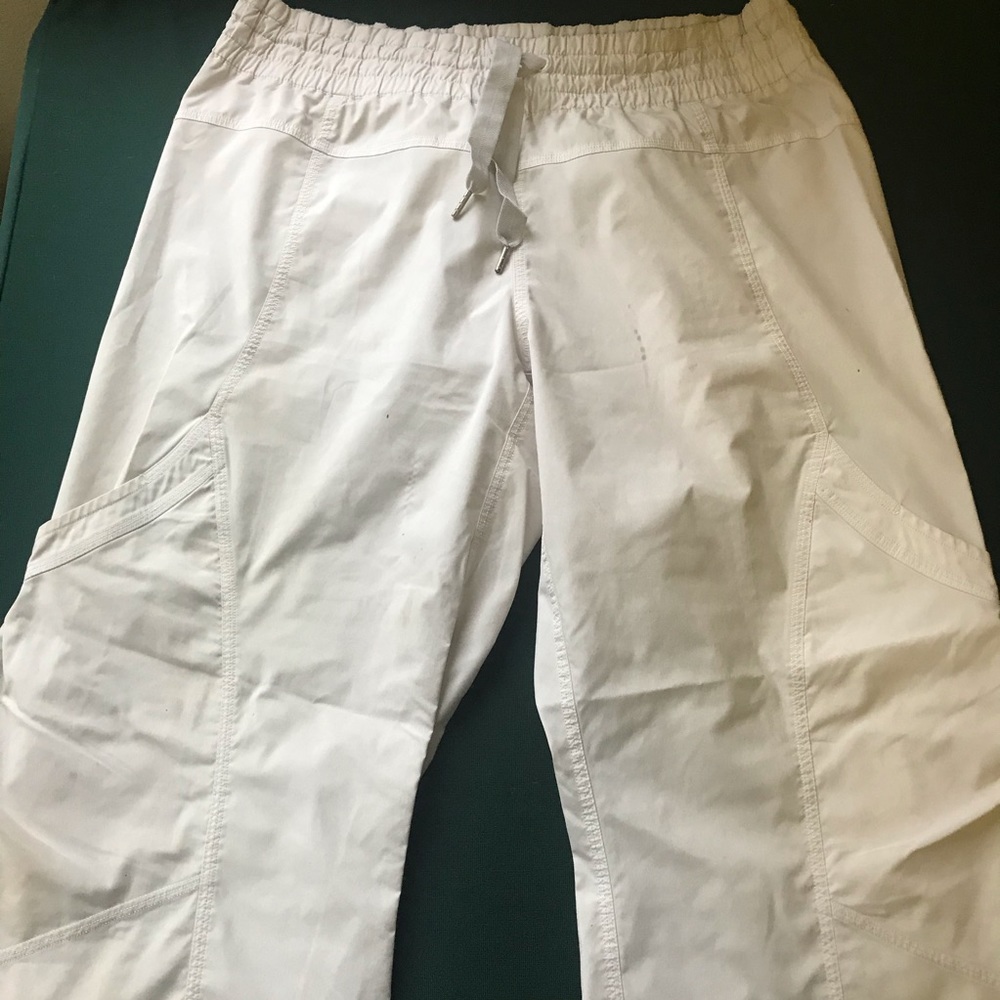 Lululemon white Seek, the peak pant size 12